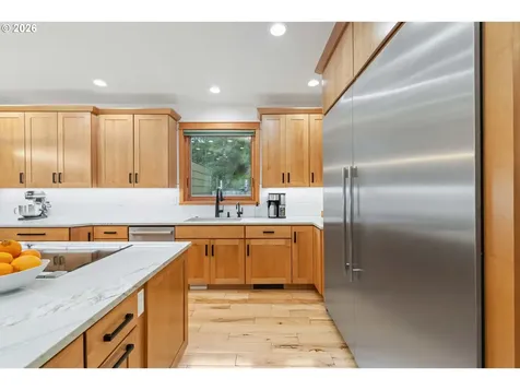 2024 Cedar Court North Bend OR 97459