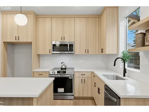 3794 NE 81st Avenue Portland OR 97213