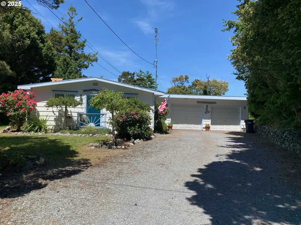 850 Lakeshore Drive Port Orford OR 97465
