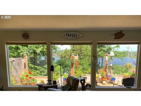 850 Lakeshore Drive Port Orford OR 97465