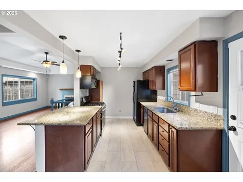 6314 SE Jennings Avenue Milwaukie OR 97267