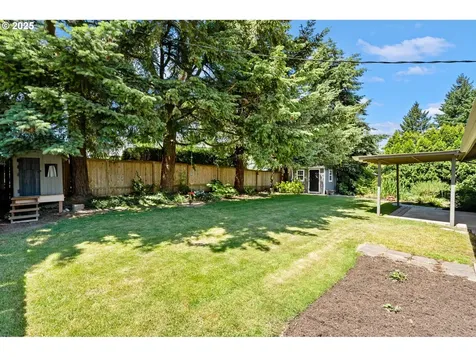 9885 SW Bonnie Brae Drive Beaverton OR 97008