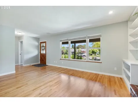 9885 SW Bonnie Brae Drive Beaverton OR 97008