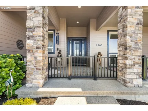 2960 NW Stacie Court Roseburg OR 97471