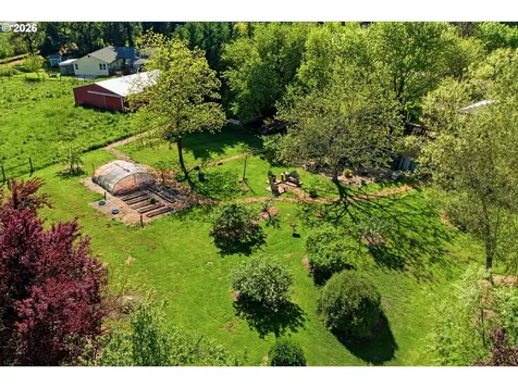 25100 SW Rainbow Lane Hillsboro OR 97123