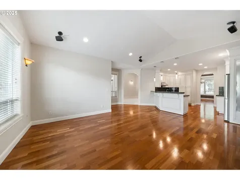 1292 E Lucas Street La Center WA 98629