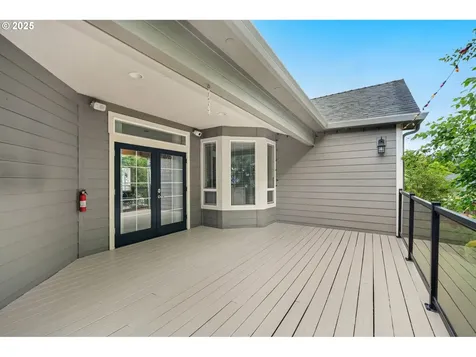 1292 E Lucas Street La Center WA 98629