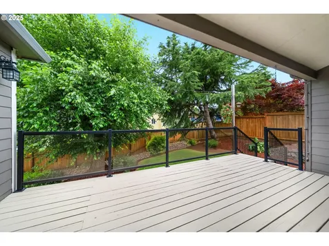1292 E Lucas Street La Center WA 98629