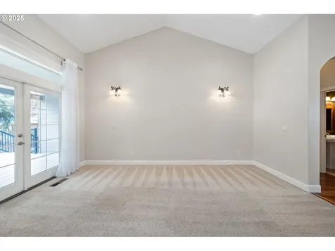1292 E Lucas Street La Center WA 98629