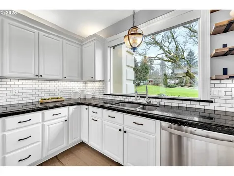 17816 NE Homestead Drive Brush Prairie WA 98606