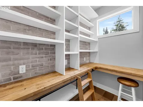 17816 NE Homestead Drive Brush Prairie WA 98606