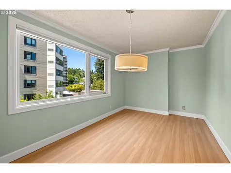 2211 SW Park Place Portland OR 97205