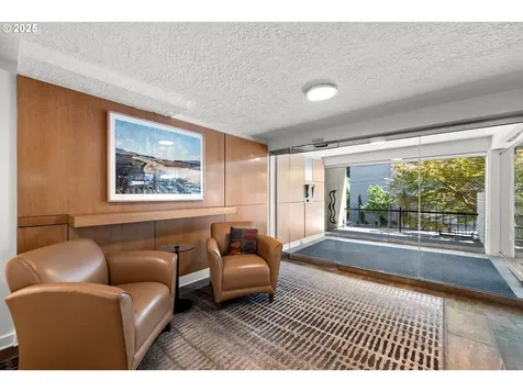 2211 SW Park Place Portland OR 97205