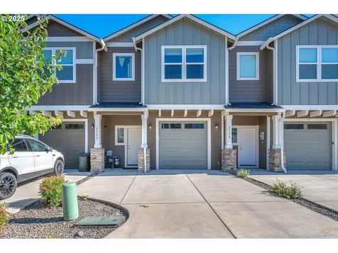 2380 N R Street Washougal WA 98671