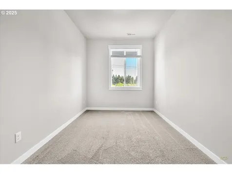 2380 N R Street Washougal WA 98671