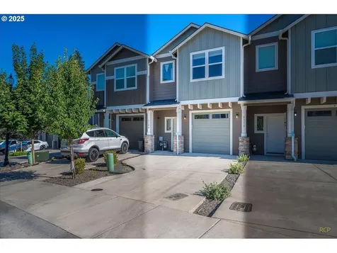 2380 N R Street Washougal WA 98671