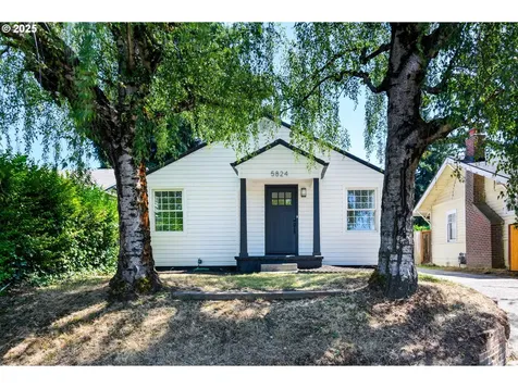 5824 NE 42nd Avenue Portland OR 97218