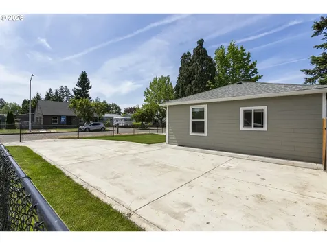 8910 SE Northgate Avenue Vancouver WA 98664