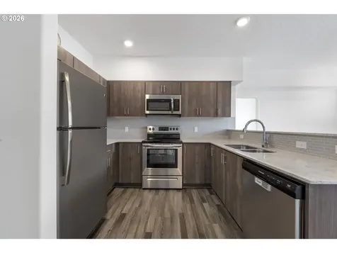 17137 SW Appledale Road Beaverton OR 97007