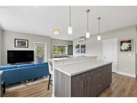 5321 NE Irving Street Portland OR 97213
