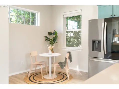 8062 SW 33rd Place Portland OR 97219