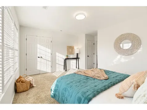 8062 SW 33rd Place Portland OR 97219