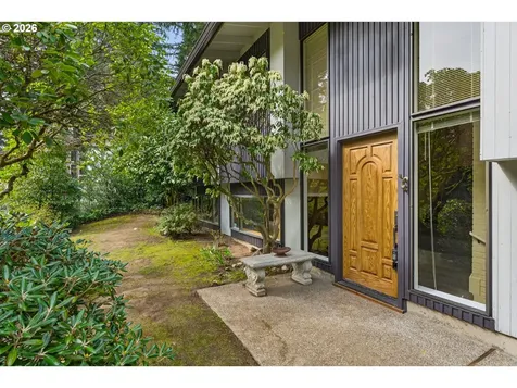 1305 SW Upland Drive Portland OR 97221