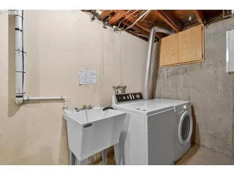 1305 SW Upland Drive Portland OR 97221