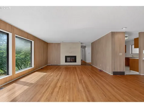 1305 SW Upland Drive Portland OR 97221