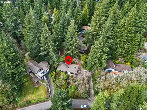 1305 SW Upland Drive Portland OR 97221