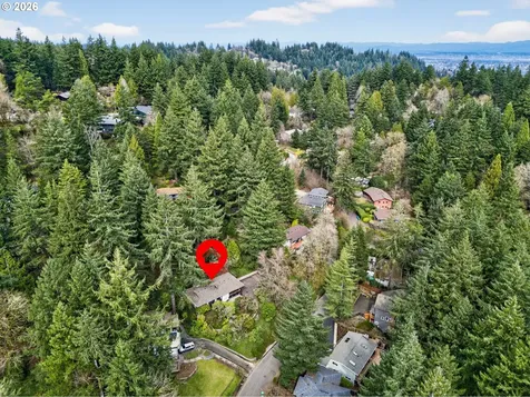 1305 SW Upland Drive Portland OR 97221