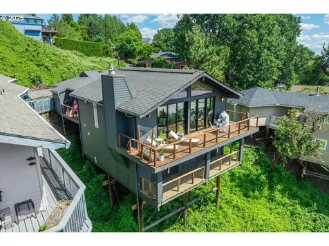 5237 N Emerson Drive Portland OR 97217