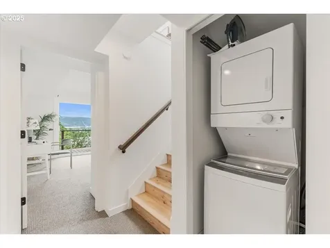 5237 N Emerson Drive Portland OR 97217