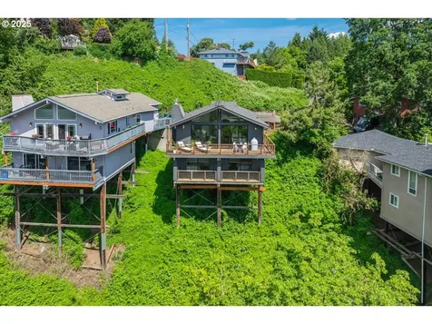 5237 N Emerson Drive Portland OR 97217