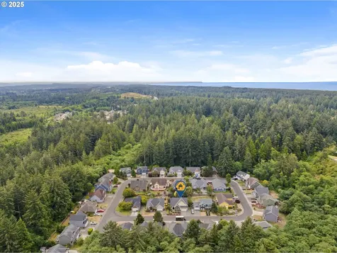 1058 Nautical Drive Hammond OR 97121