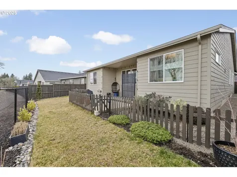 1470 NE Forest Park Street Estacada OR 97023