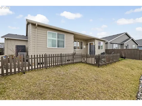 1470 NE Forest Park Street Estacada OR 97023