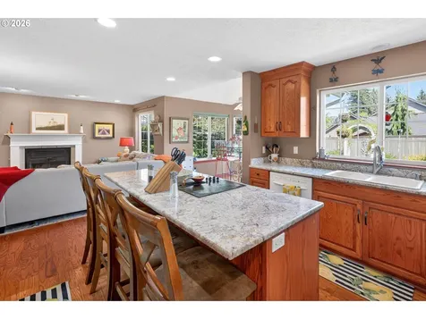 1279 SW Russ Lane Mcminnville OR 97128