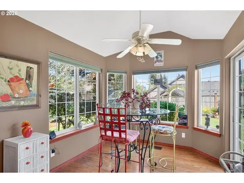 1279 SW Russ Lane Mcminnville OR 97128