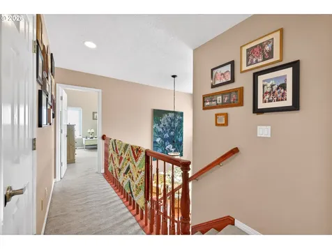 1279 SW Russ Lane Mcminnville OR 97128
