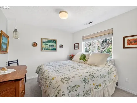 1279 SW Russ Lane Mcminnville OR 97128