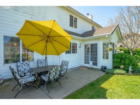 1279 SW Russ Lane Mcminnville OR 97128