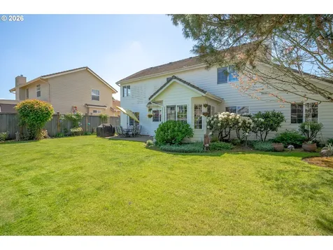 1279 SW Russ Lane Mcminnville OR 97128