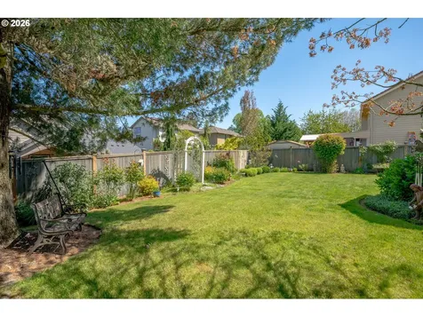 1279 SW Russ Lane Mcminnville OR 97128