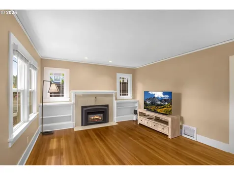 3305 NE Siskiyou Street Portland OR 97212