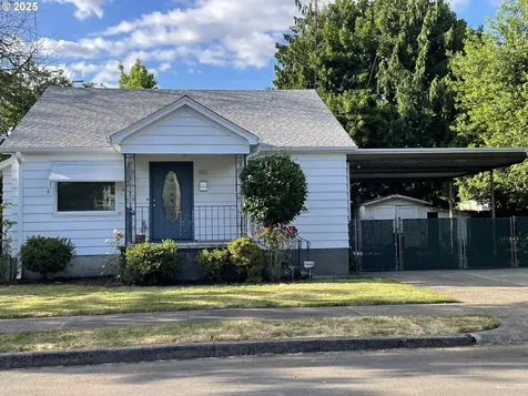 5421 SE Long Street Portland OR 97206