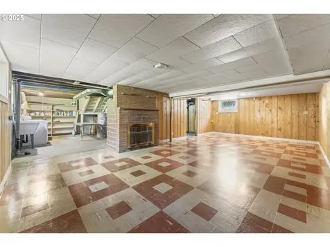 5421 SE Long Street Portland OR 97206