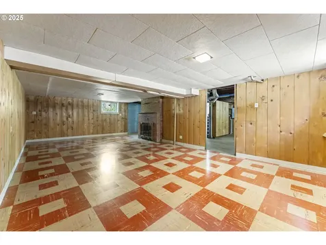 5421 SE Long Street Portland OR 97206