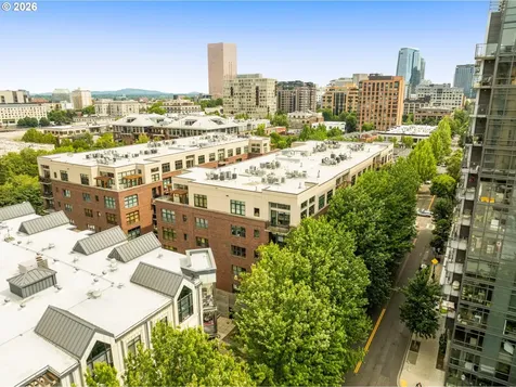 820 NW 12th Avenue Portland OR 97209