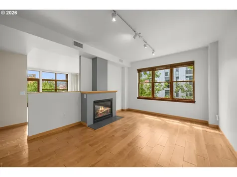 820 NW 12th Avenue Portland OR 97209